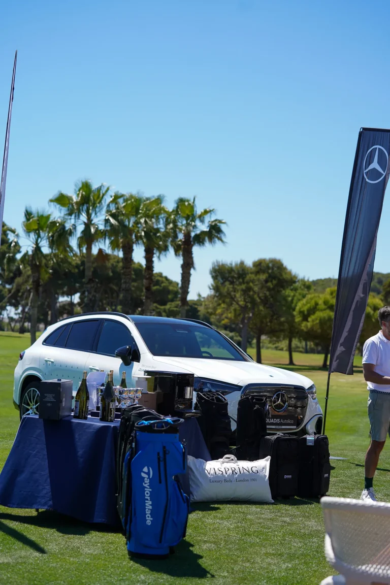 Activación de marca de un patrocinador en un torneo de golf privado